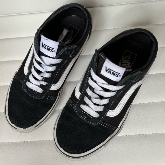 Black Vans Size Youth 3.0 - Picture 2 of 4
